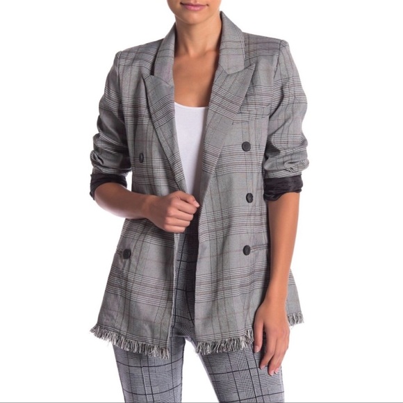 Romeo & Juliet Couture Jackets & Blazers - Romeo & Juliet Couture | Black/White/Red Plaid Open Front Fringed Blazer *NWT*